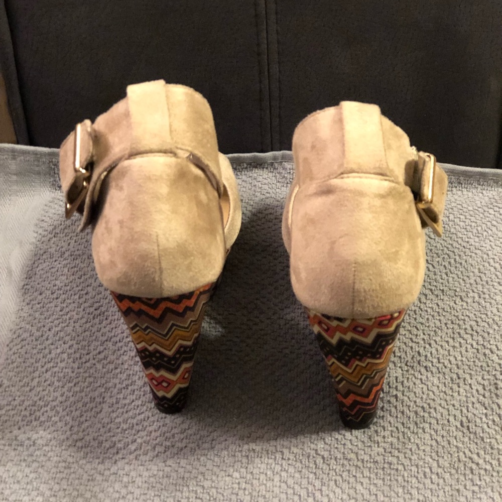 Delicious shoes 🔥 - Picture 3 of 5